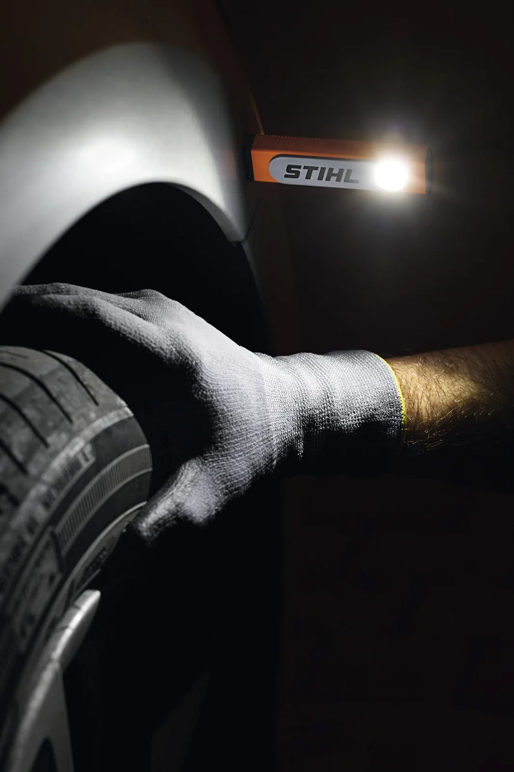 Linterna LED recargable STIHL — imagen 6 de 6